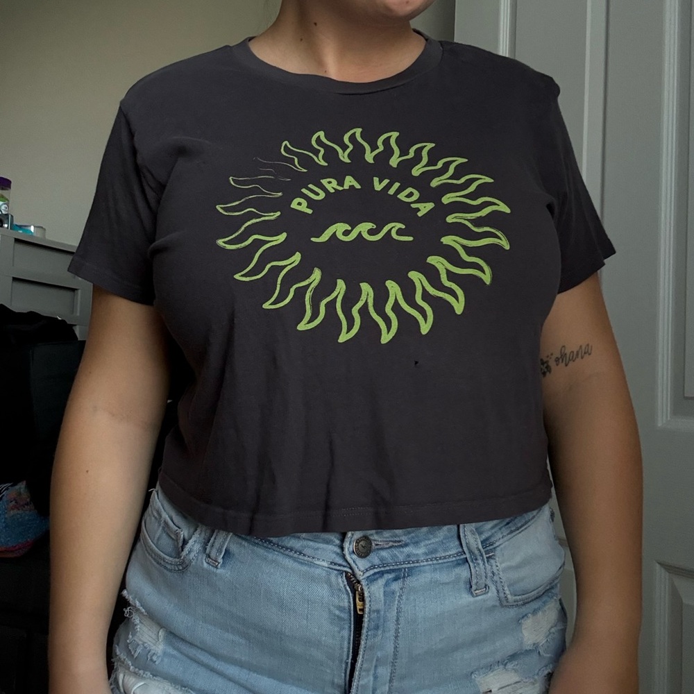 Pura Vida Black Crop T-Shirt with Neon Sun Design